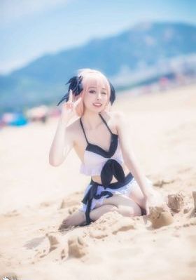 漂亮的阿性教育在线中文字幕_720手机免费观看完整