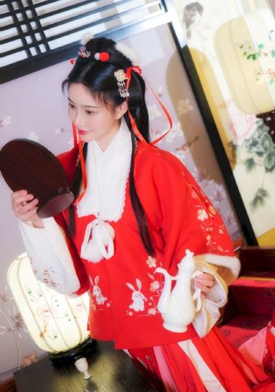 女邻居 电影_720高清迅雷在线观看