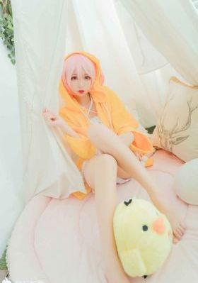 迷人的保姆草民_720免费观看
