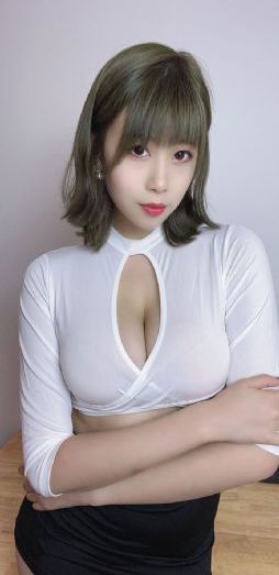 十三棵泡桐_免费高清日本成人在线